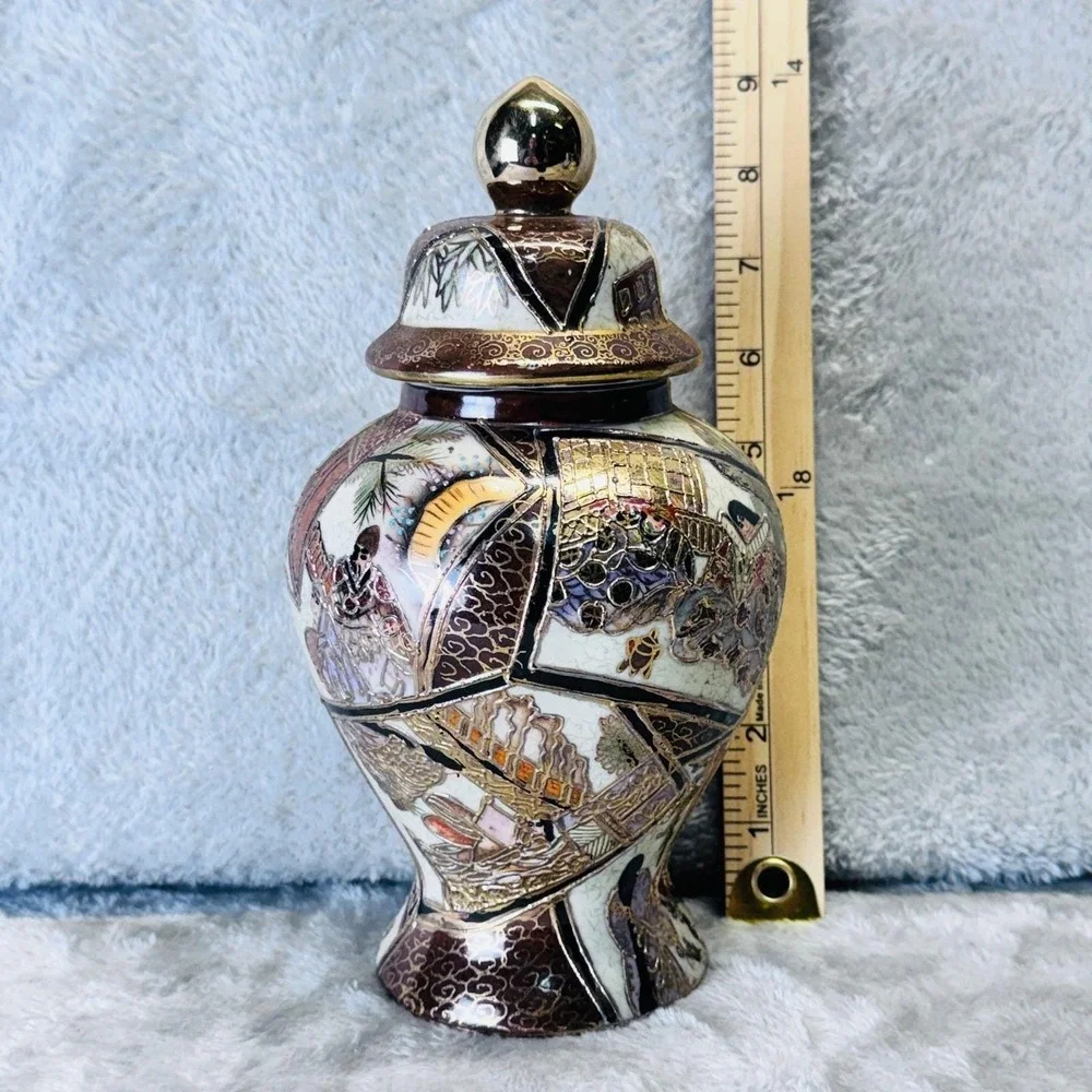 Vintage Japanese Satsuma Ginger Jar Hand Painted‎ Lidded Urn Vase Geisha Scene